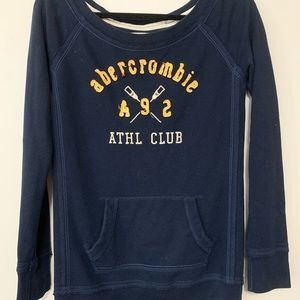 Abercrombie scoop neck crew neck